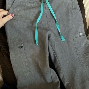 Figs slate gray XS/ XST set